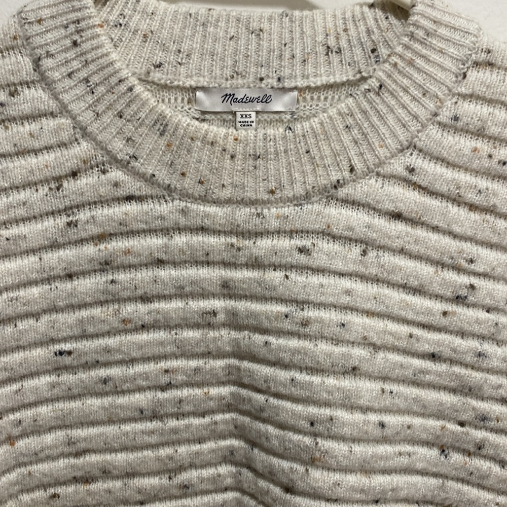 Madewell Donegal Elsmere Wool Blend
Ribbed Knit Pullover Sweater, XXS - Picture 6 of 8